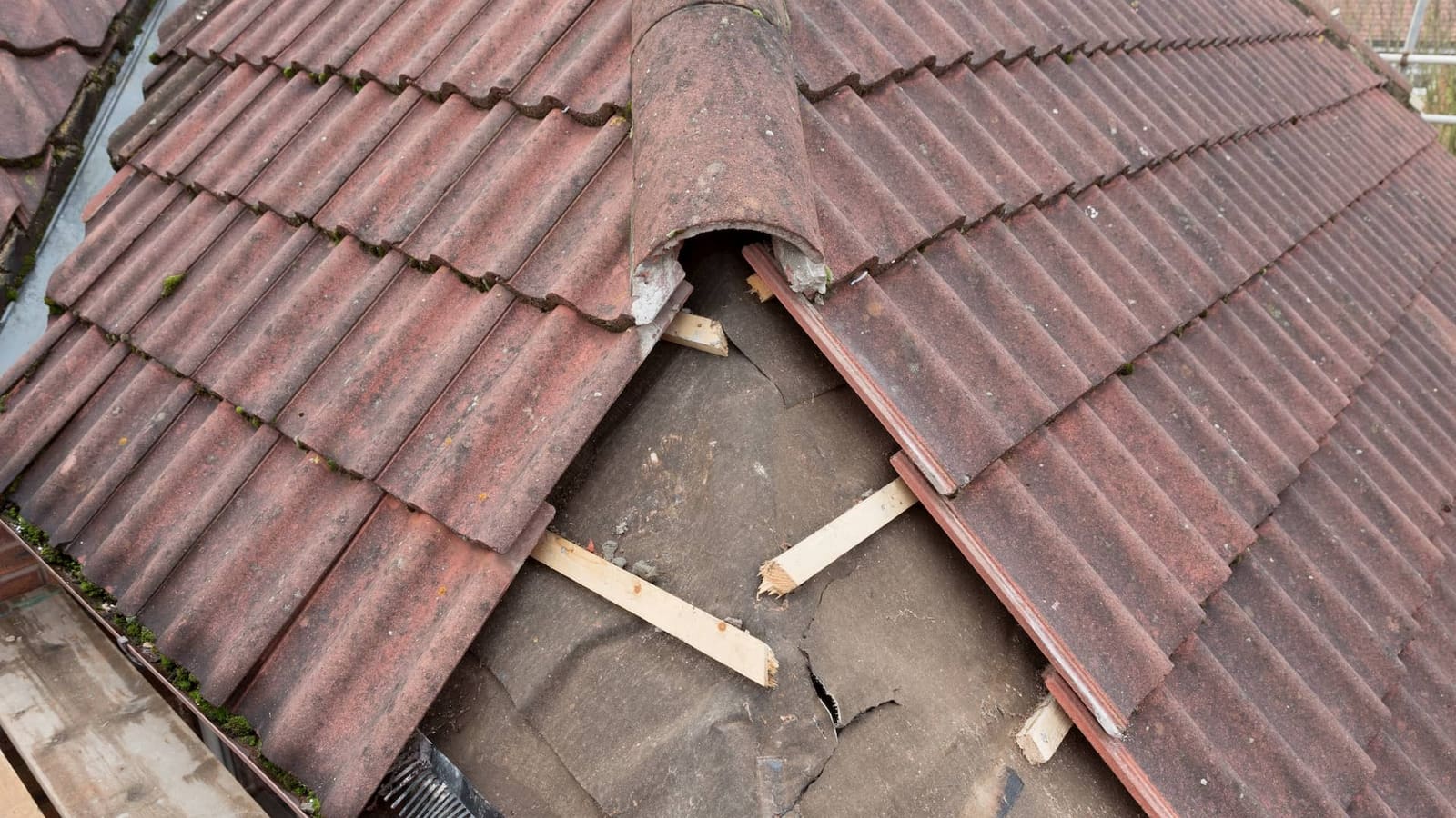 Roof Repairs in the Swansea area